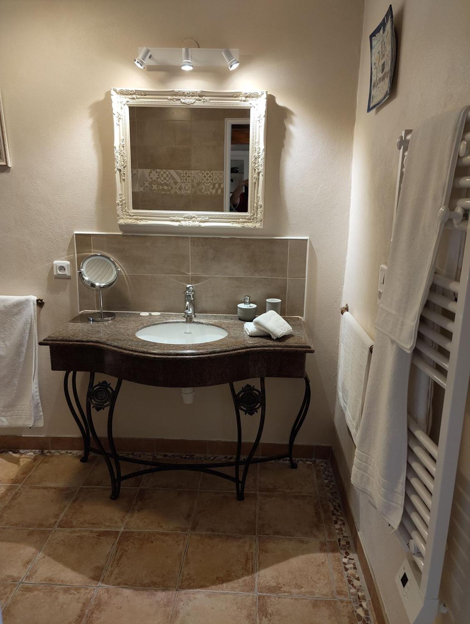 튀르 Mas Peu Del Causse B&B 객실 사진